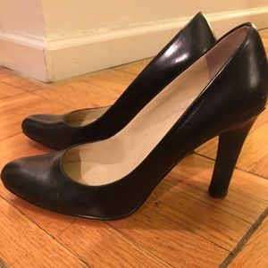 Ralph Lauren 3” pumps